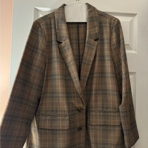 Old Navy Tan and Black Plaid Blazer - Picture 1 of 4